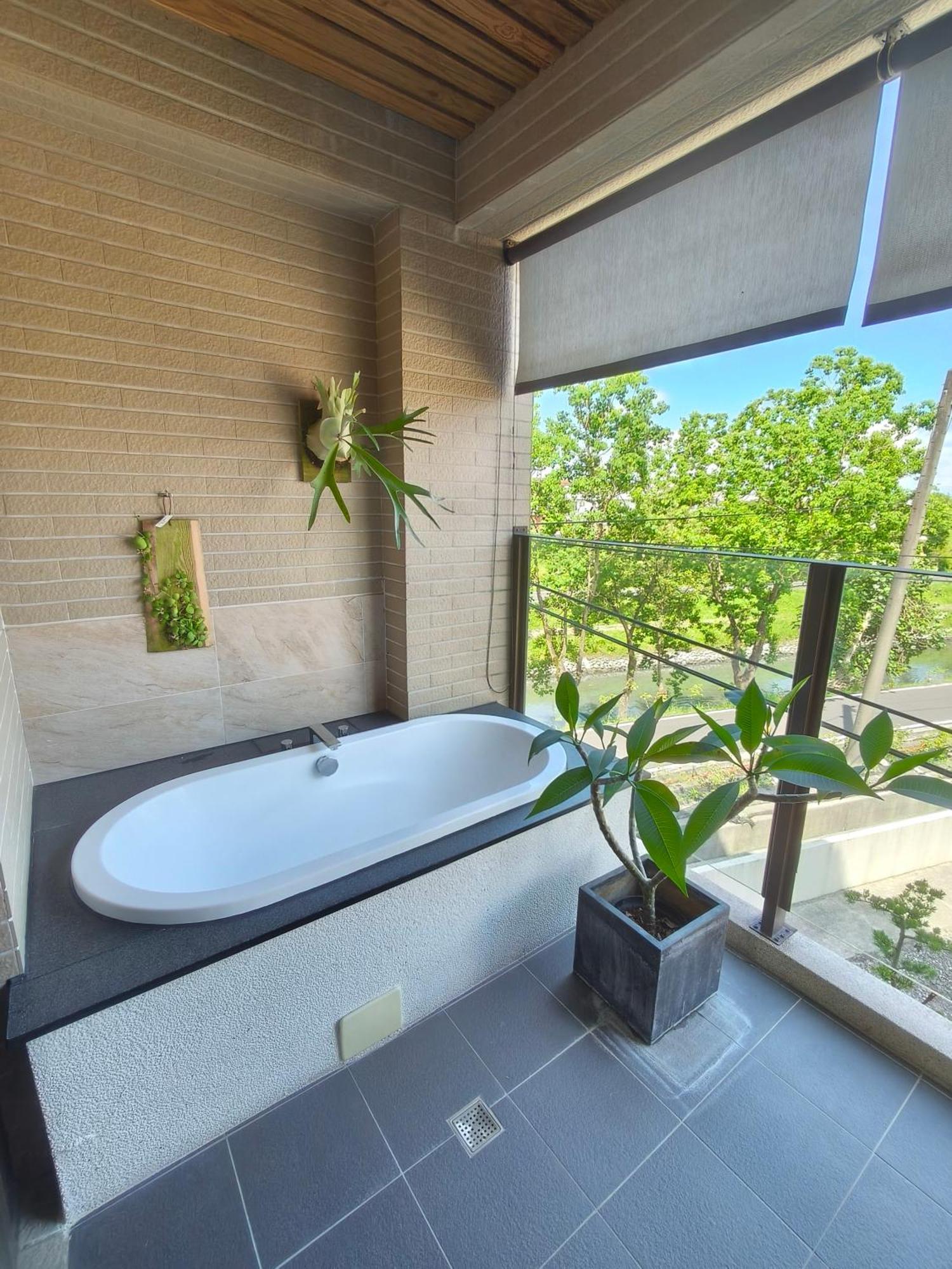川岸空中villa Luodong Bagian luar foto